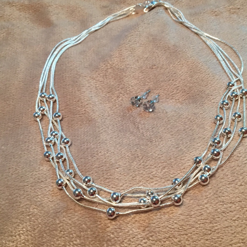 Silver Multi Dangling Bead Necklace w/ Earrings